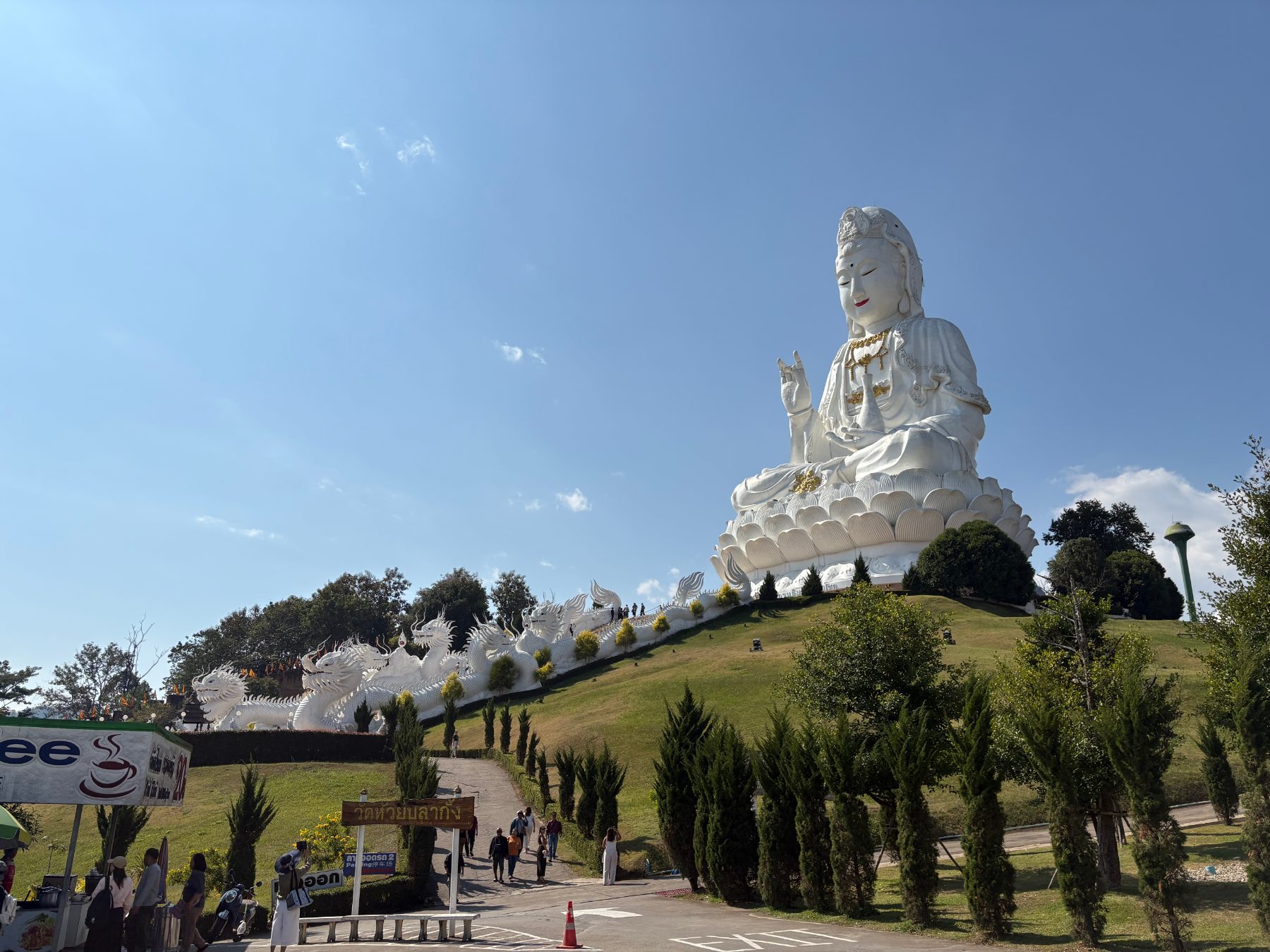 Chiang Rai: 3 Temples, photo 3