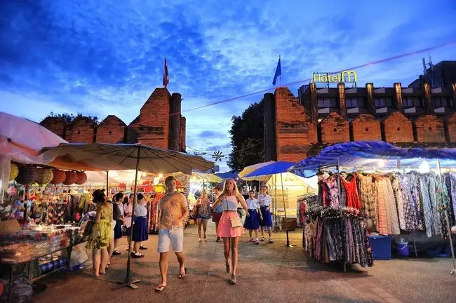 Chiang Mai Night Street Food Walk
